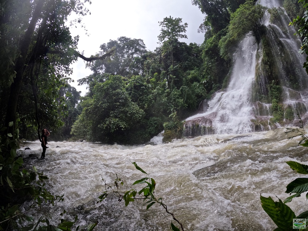 โปรแกรมทัวร์ท่องเที่ยวทริปเดินป่าตาดหินแดง
 -บ้านหนองหลวง เมืองปากซอง สปป.ลาว