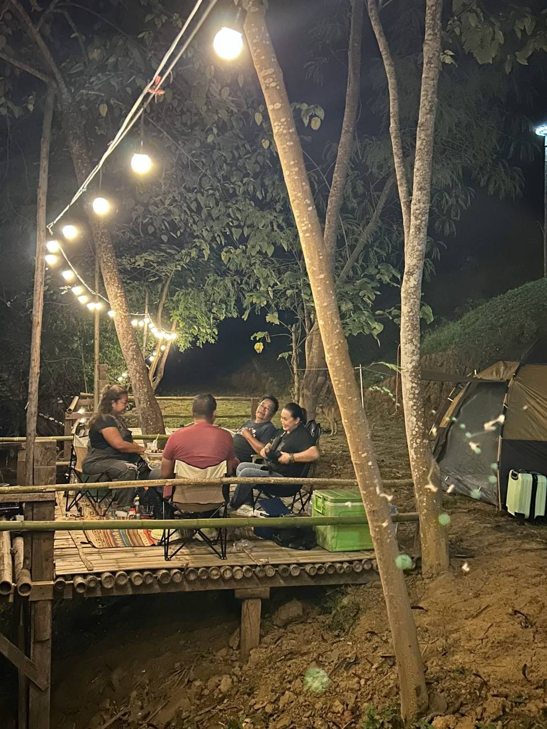 ทัวร์เดินป่าแค้มป์ปิ้งท่องเที่ยวทริปล่องแก่งแม่ละเมา